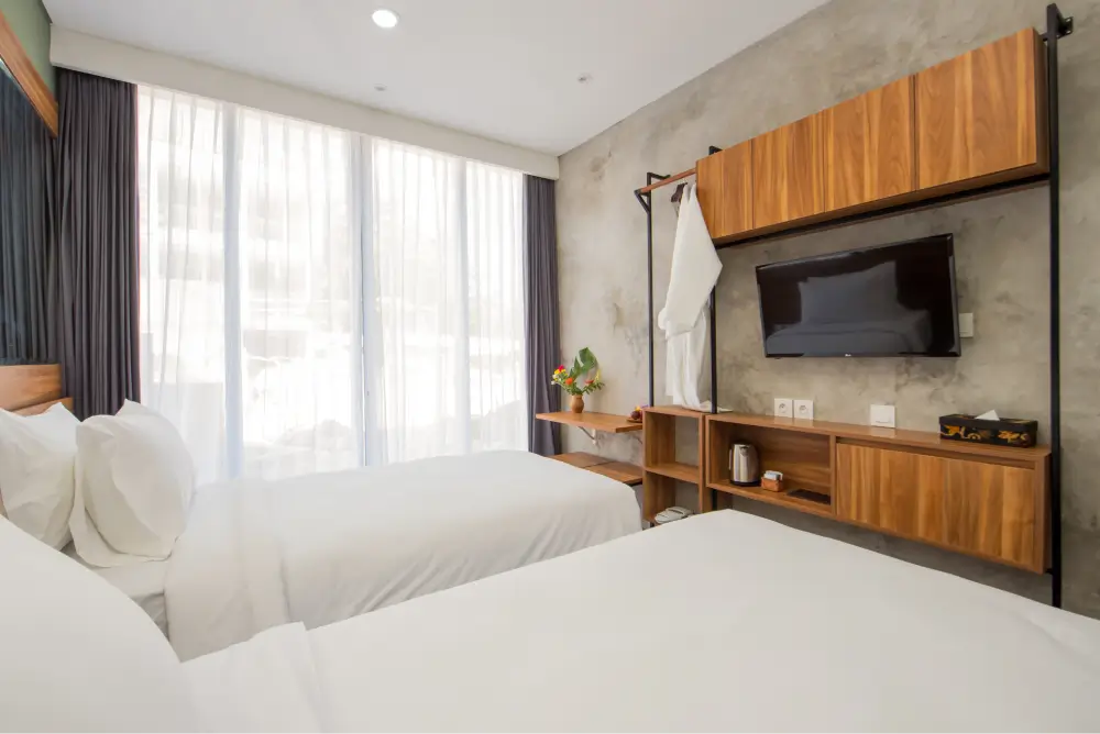 Bright and Modern Twin Room