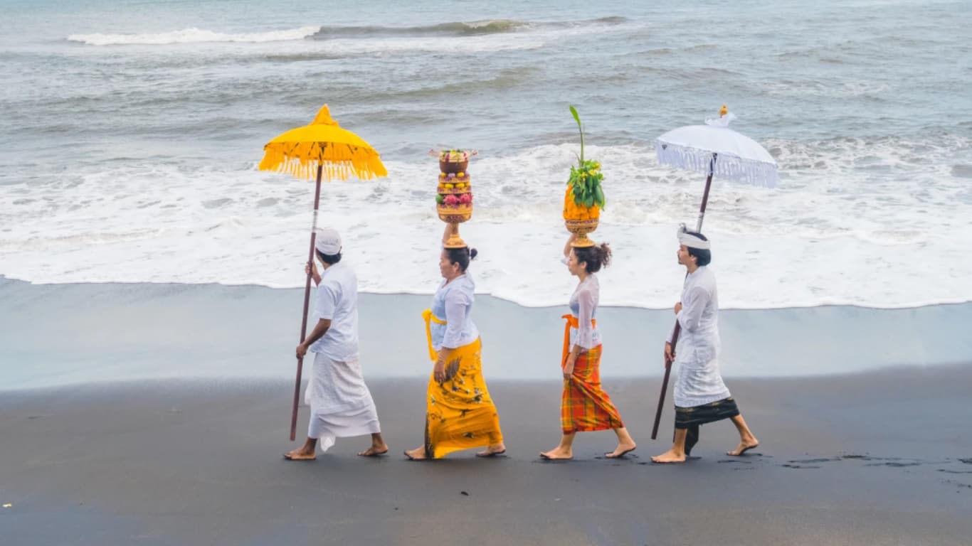 Understanding the Melasti Ceremony, A Sacred Tradition in Balinese Culture